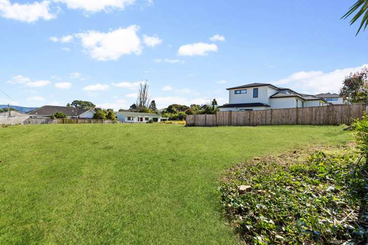 8 & 9 Ambrosia Avenue_3