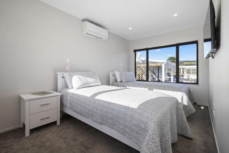 25 Kawakawa Bay Coast Road Kawakawa Bay_10