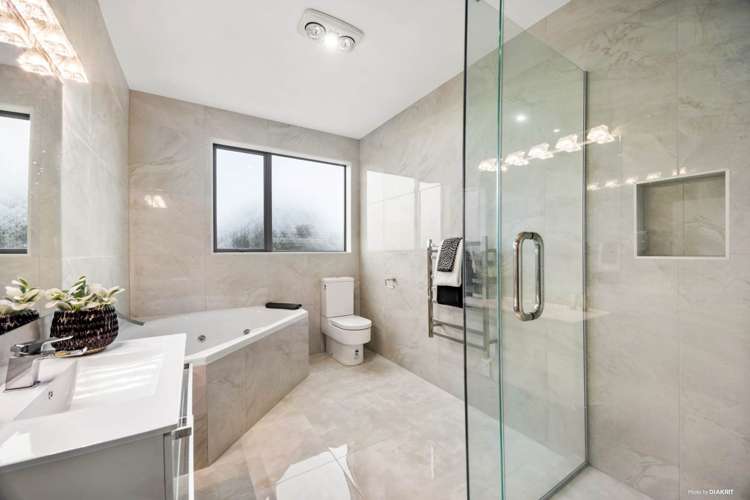 870 Redoubt Road Flat Bush_26