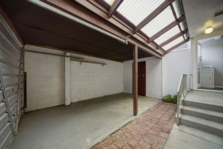 2/82 Moore Street Hillcrest_14