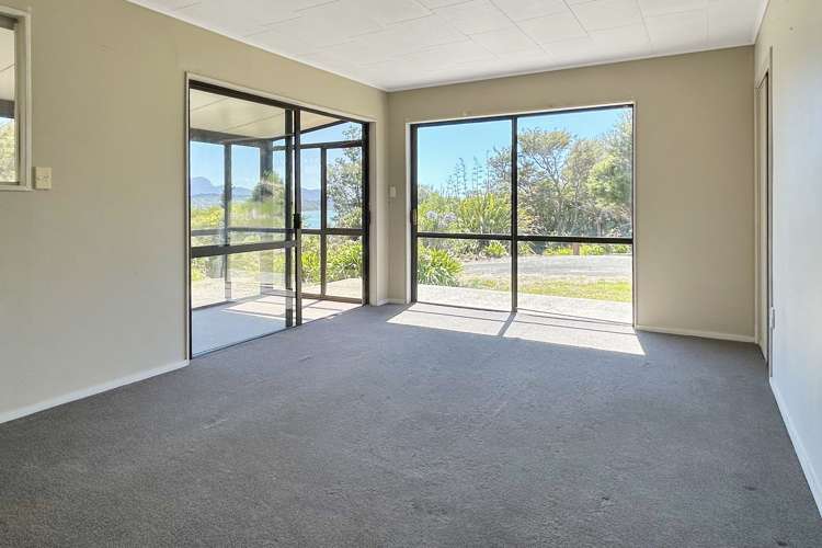 74 Lookout Road Parapara_31