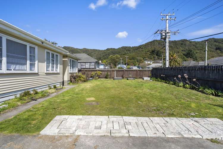 3 Ngaio Street Otaki Beach_2