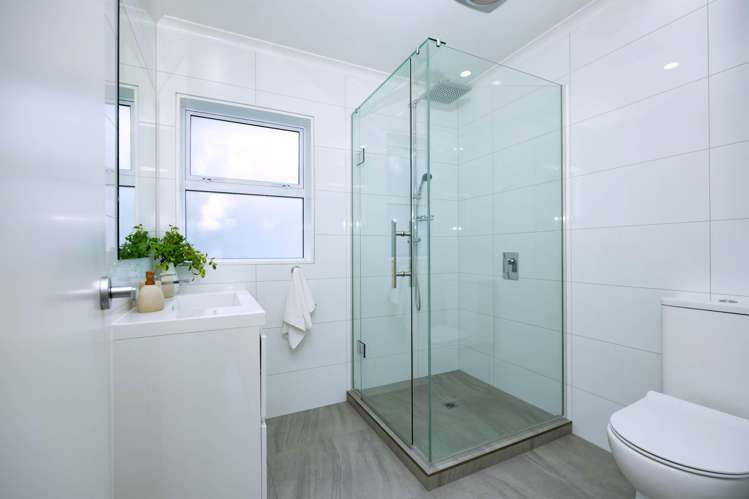 106 Captain Scott Road Glen Eden_14