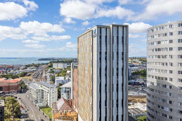 1214/1 Parliament Street Auckland Central_4