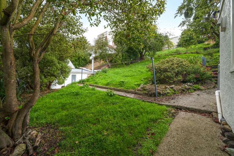 97 Leckhampton Court Clyde Hill_5