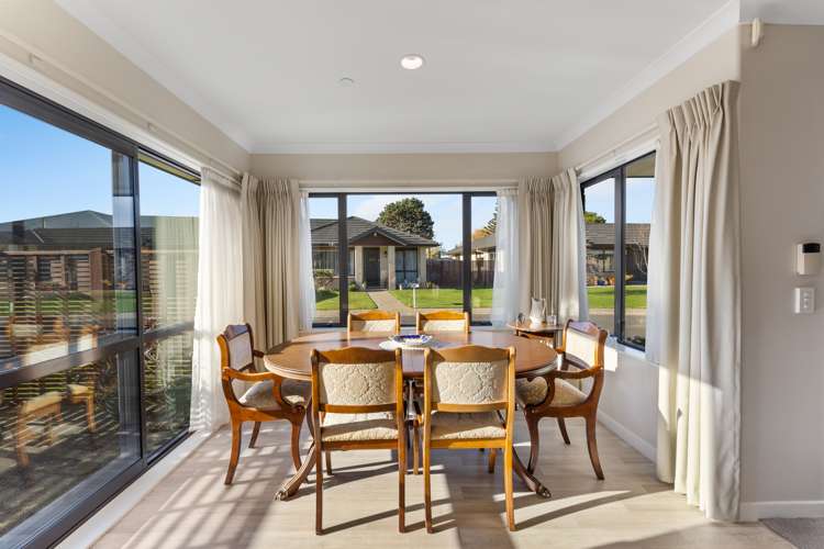 30 Ian Peter Way Otaki_5