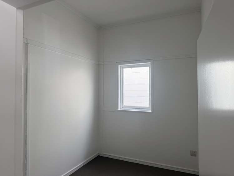 207 Main Highway Otaki_5