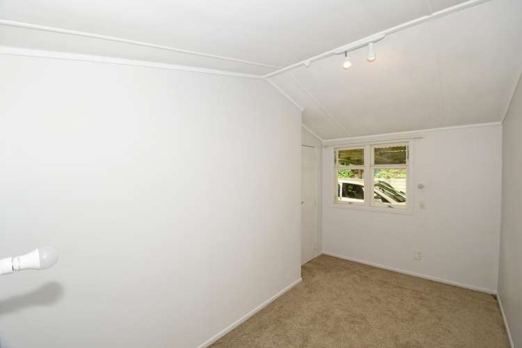 37 Totara Road Leigh_15