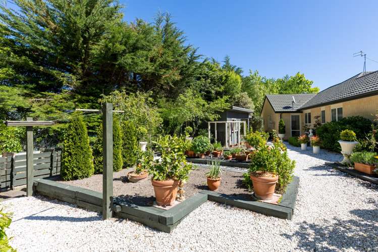10 Newton Place Amberley_34