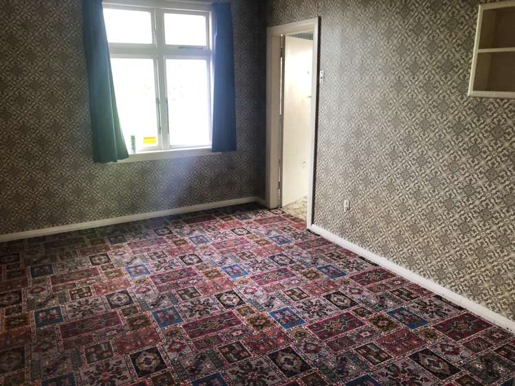 106 Shamrock Street Takaro_10