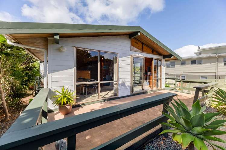 6 Tahi Road Paraparaumu Beach_22