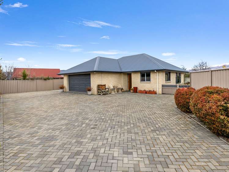 17 Larch Crescent Alexandra_9