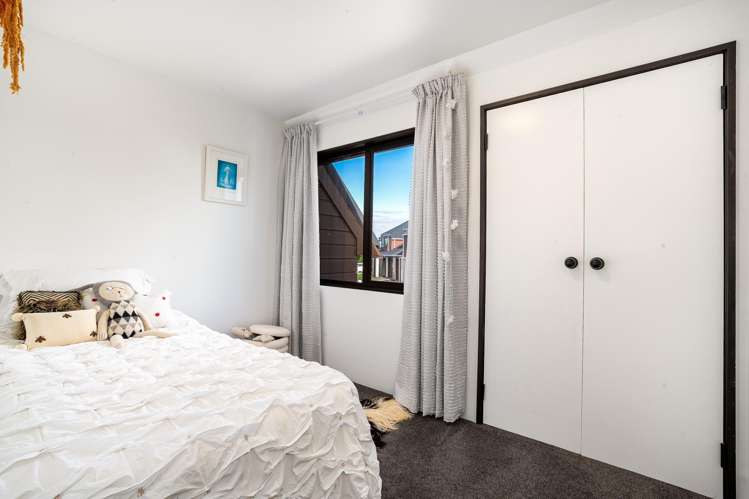 11 Tamahine Street Maupuia_11