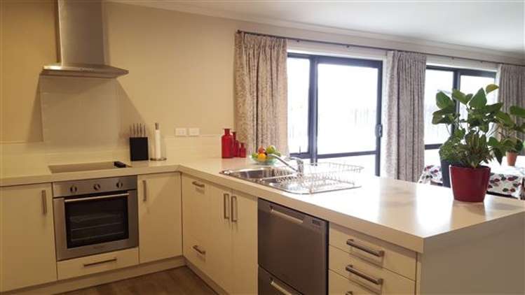 195 Waikawa Road Waikawa_3