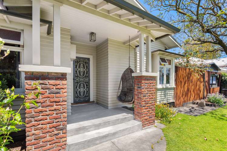 676 Gladstone Road_2