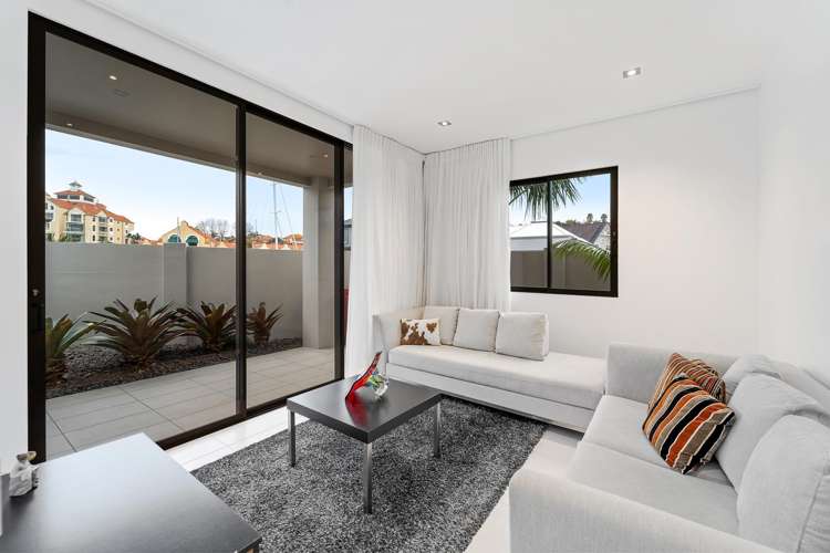 36 Rue D'Amarres Gulf Harbour_19