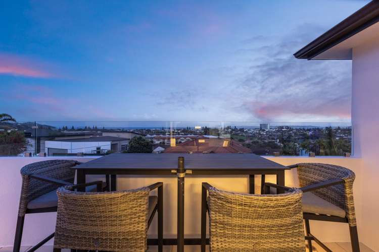 49 The Ritz Orewa_14