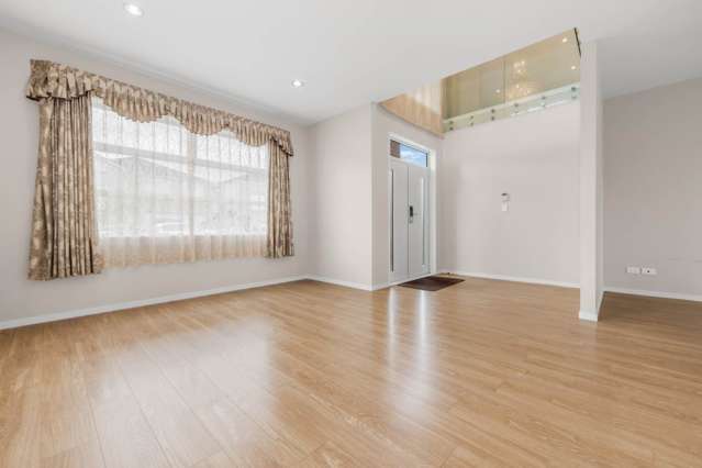 9 Sunshine Lane Flat Bush_3