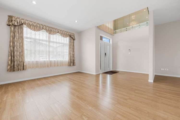 9 Sunshine Lane Flat Bush_3