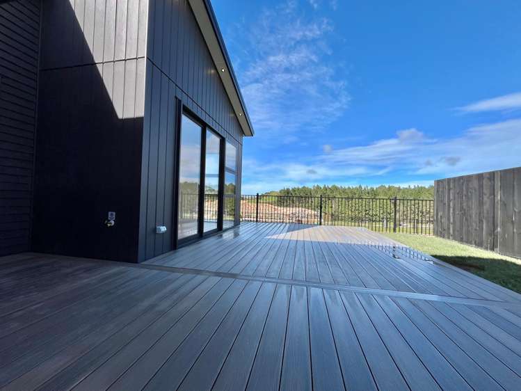 61 Huanui Drive Orewa_7