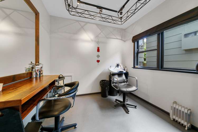 1 Te Ahi-Parera Place Korokoro_13