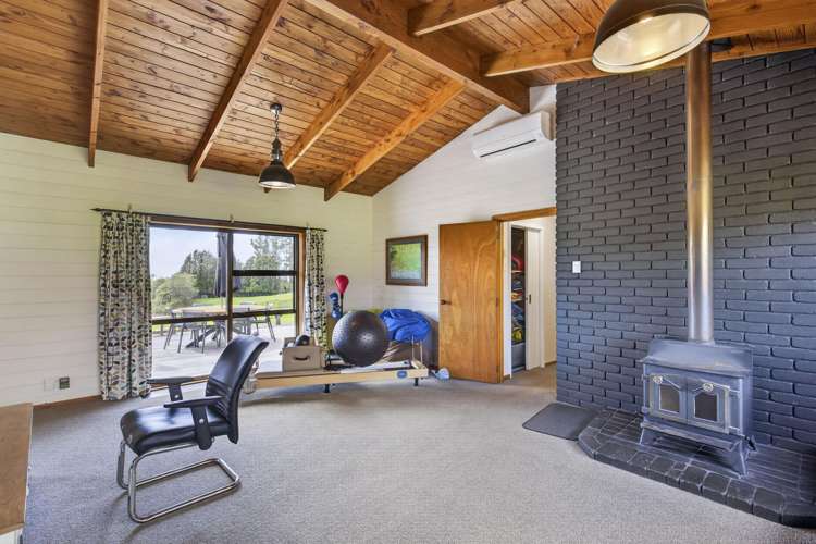 438 Alfred Road Egmont Village_22