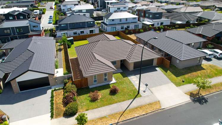 18 Chalgrove Road Huntington_21