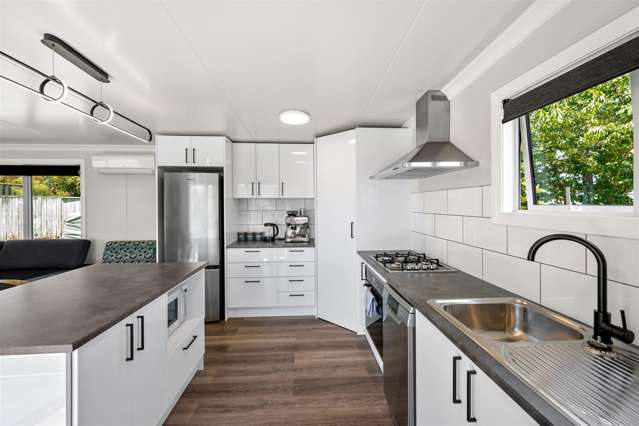 11 Ruataniwha Drive Collingwood_1