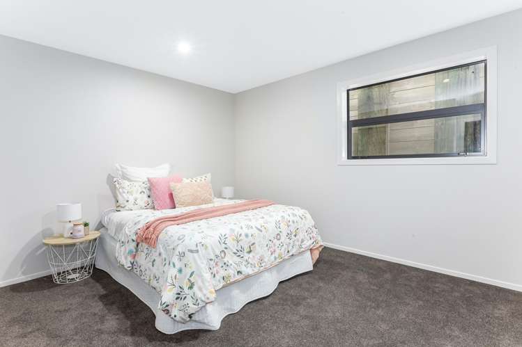 8 Tradewinds Drive Whitby_19