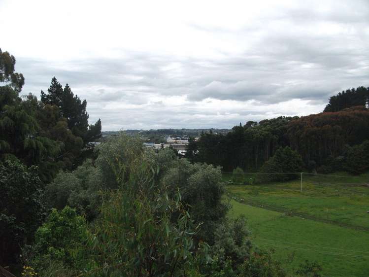 18 Ngatarua Road Putiki_14