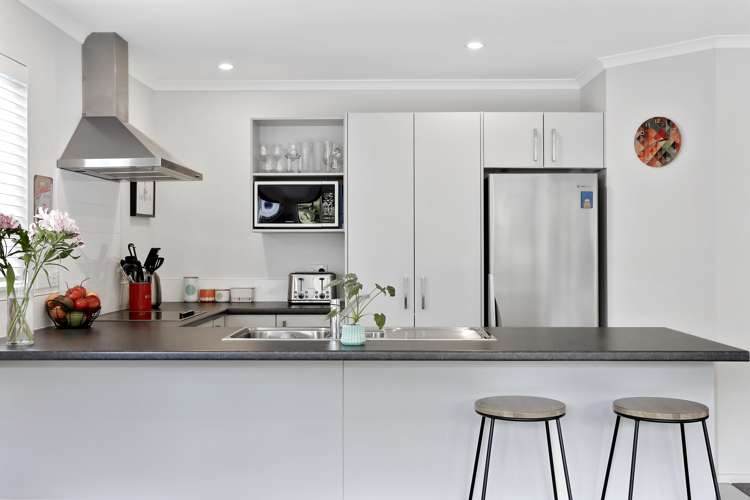 65 Maylee Crescent Gulf Harbour_10