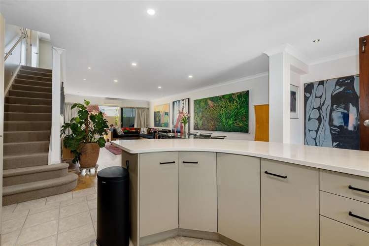 2/1328 Pukuatua Street Rotorua Central_5