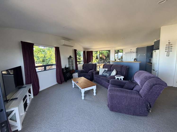 2/15 Mansell Road 1114_1