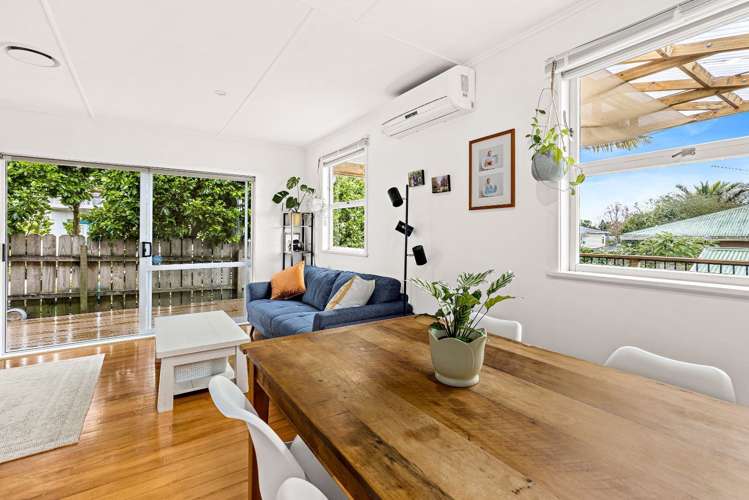 33 Meilland Place Glen Eden_17