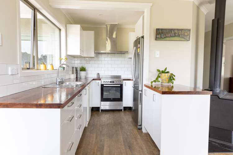 1334 Riversdale Waikaia Road Gore Surrounds_11