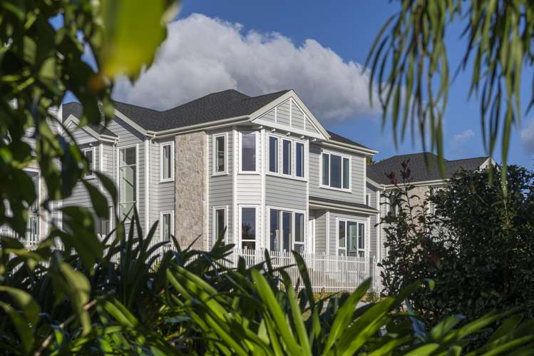 Lot 6/14,16,18 William Souter Street Forrest Hill_37
