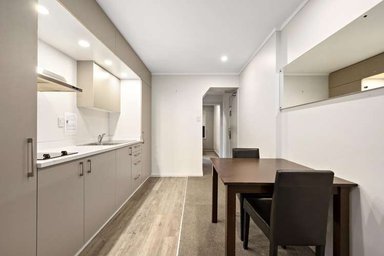 8D/35 Johnston Street Wellington Central_5