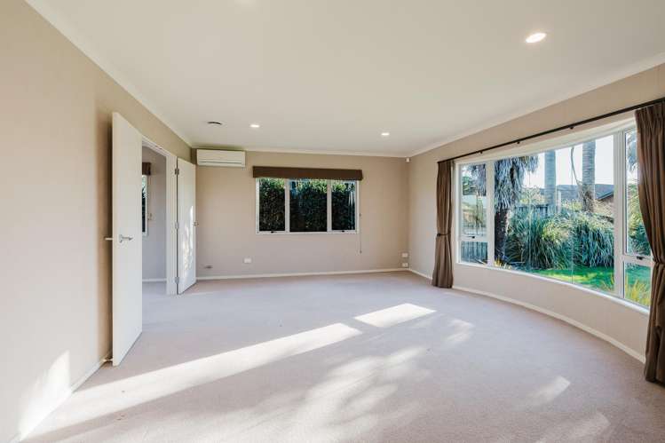 10 Burgundy Court Rototuna_6