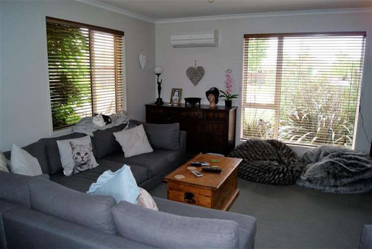 2 Avening Close Blenheim Central_7