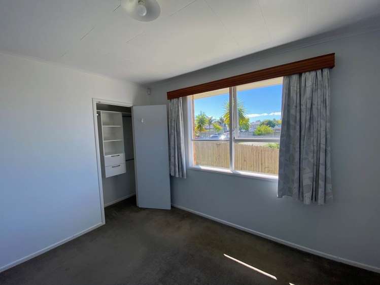 14 Gossamer Drive Pakuranga Heights_10