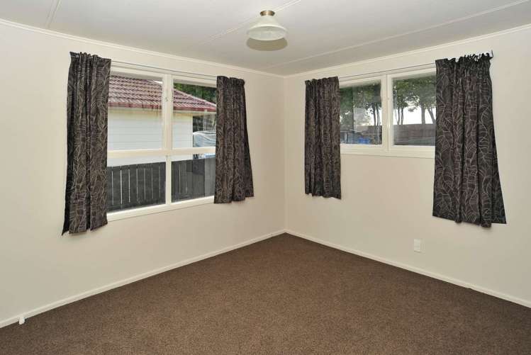 85 Blake Road Mangere East_4