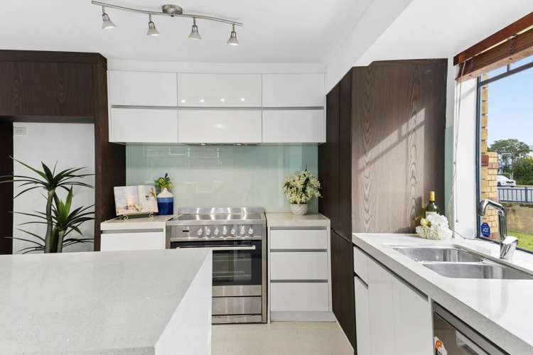 2 Maghera Drive East Tamaki Heights_10