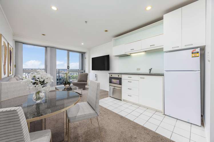 1104/53 Cook Street_1