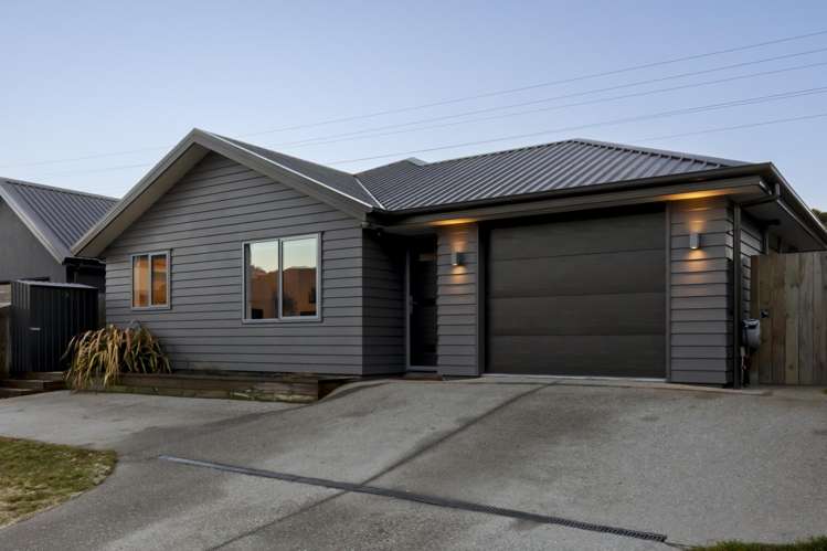 27 Walton Way Lower Shotover_2