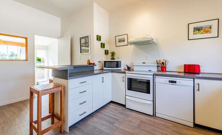 607 Blockhouse Bay Road Blockhouse Bay_3