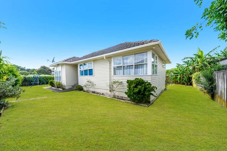 2/8 Allen Street Mangere East_12