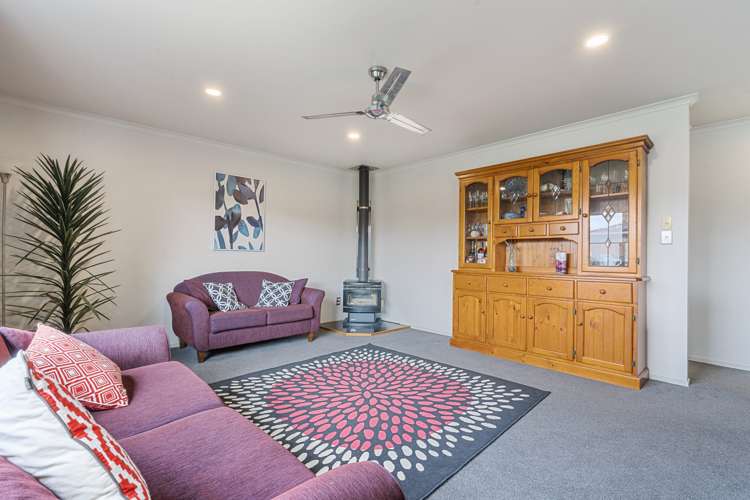 14 Maple Crescent Whalers Gate_5