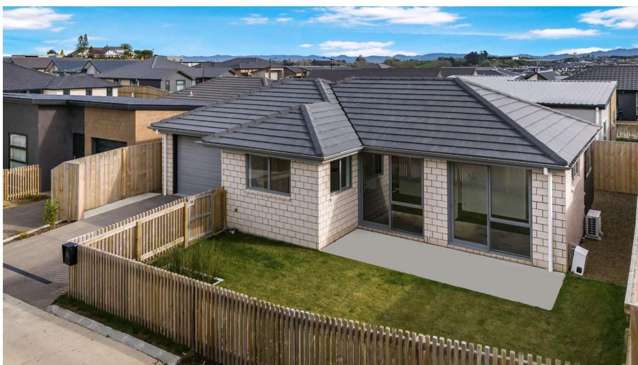 Vendors Relocating to Australia – All Offers Considered!