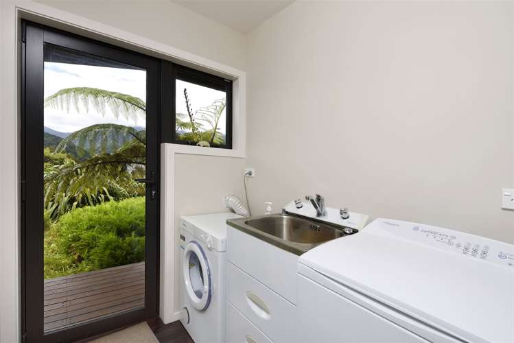 10 Worlds End Road Tennyson Inlet_15