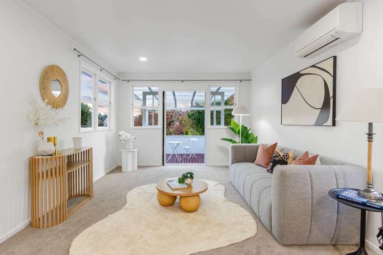 26 Cheval Drive Totara Vale_4